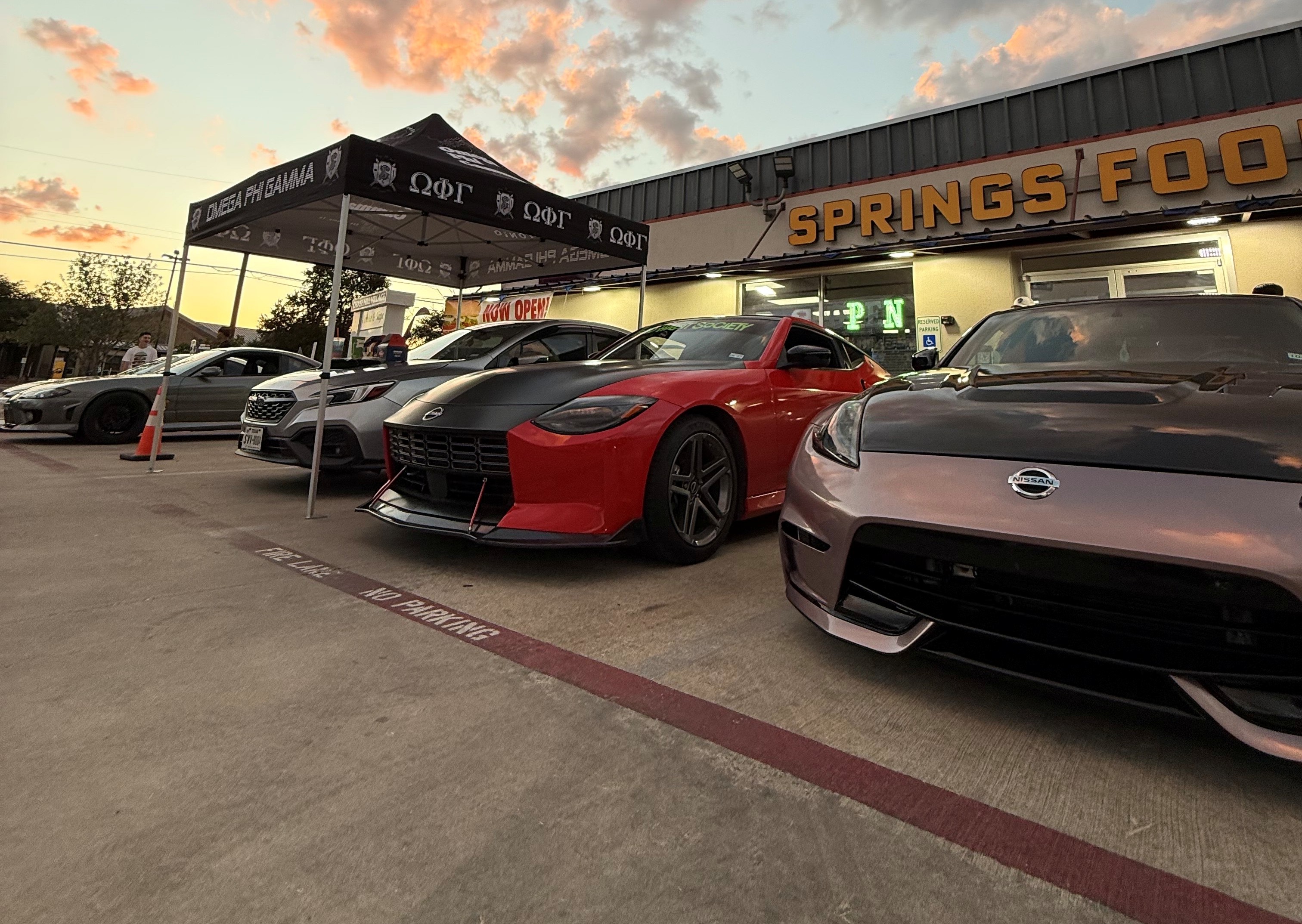 Detailed automotive wrap installation